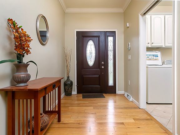 5th image of 18 Eagle Dr