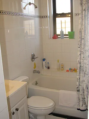 Rented by Stonecrest Realty | media 8