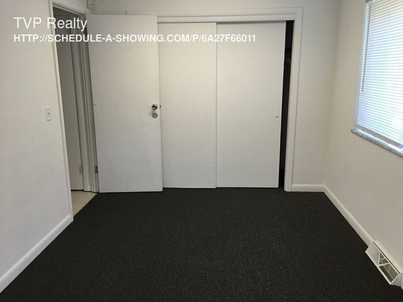 5th image of 1120 E Erie Ave APT 19