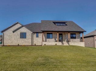 4413 E Kenwood Dr, Springfield, MO 65802