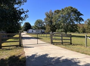 20 Black Jack Ct, Summertown, TN 38483