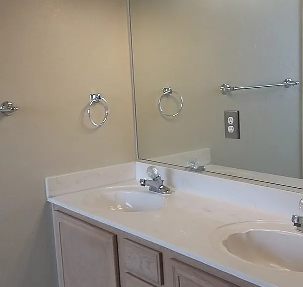 205 Bay Club Dr — Photo 12