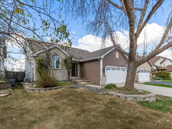 15887 Hyland Pointe Ct, Apple Valley, MN 55124