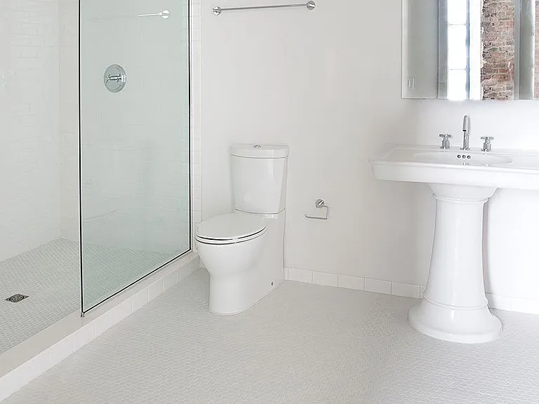 Rice Mill Lofts | Bathroom