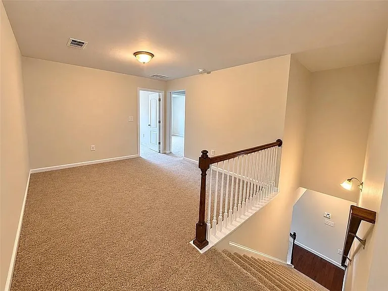 1700 Paxton Dr SW — Photo 12