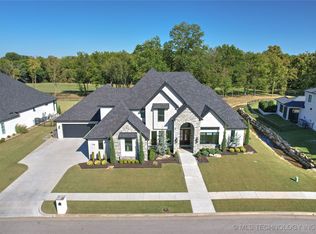 7316 E College St, Broken Arrow, OK 74014