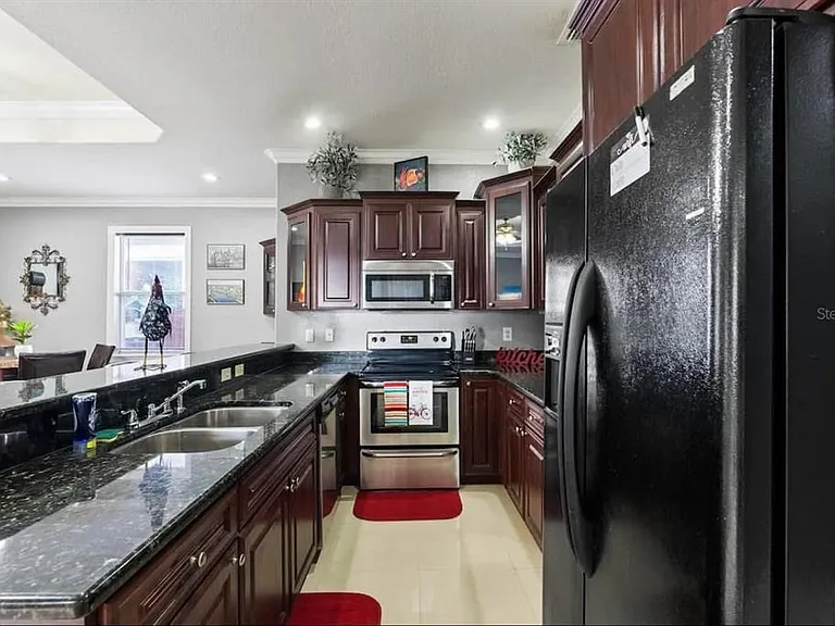 2324 W Palmetto St — Photo 14