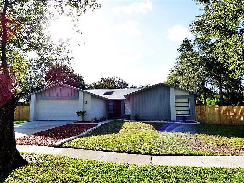 1st image of 3823 Cloverhill Ct