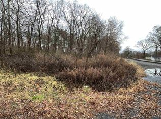 Eastern Pkwy, Saugerties, NY 12477