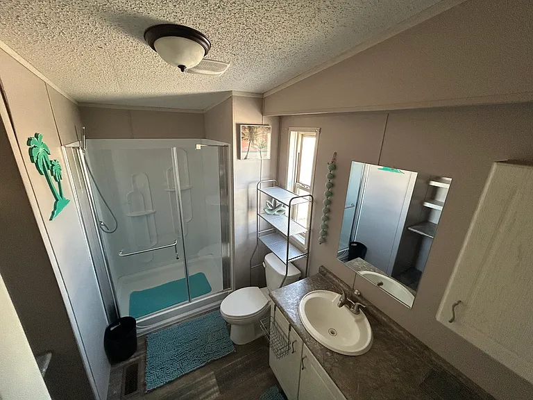 455 Moser Ave #26 — Photo 3