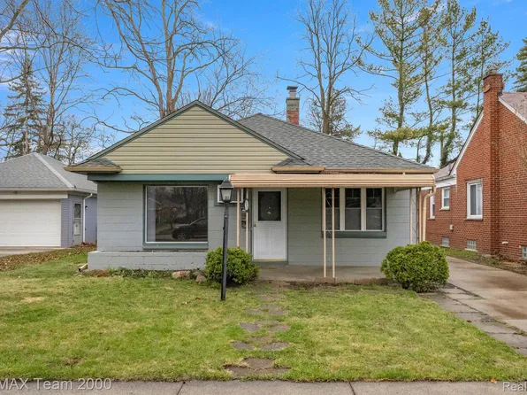 24356 Carlysle St, Dearborn, MI 48124