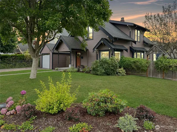 2331 Oakes Avenue, Everett, WA 98201