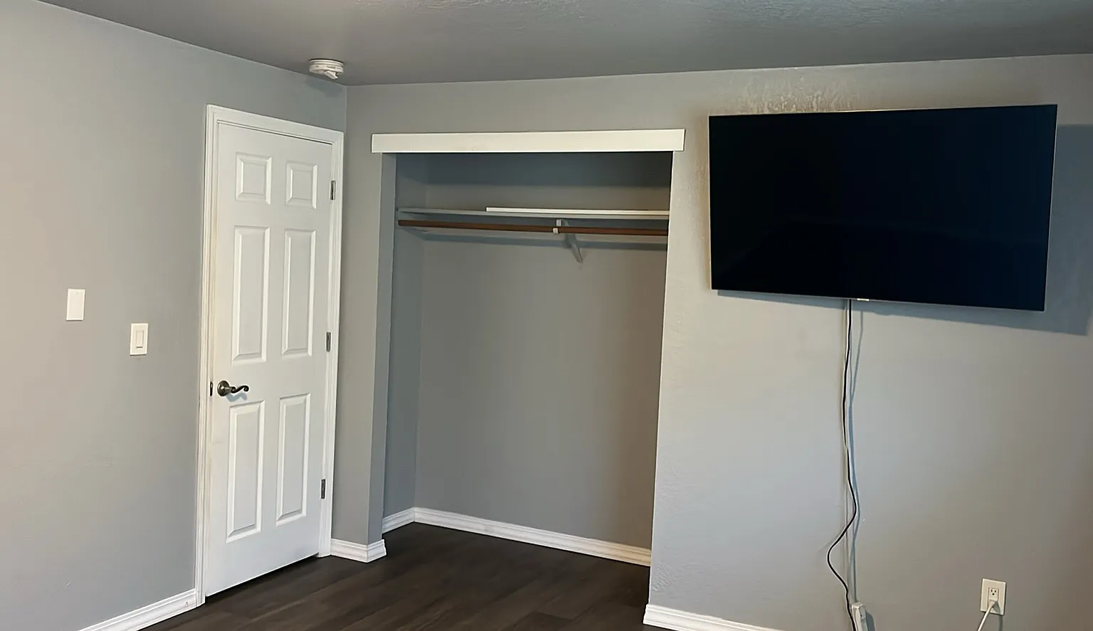 4 bed, 1344 sqft, $2,000 — Photo 2