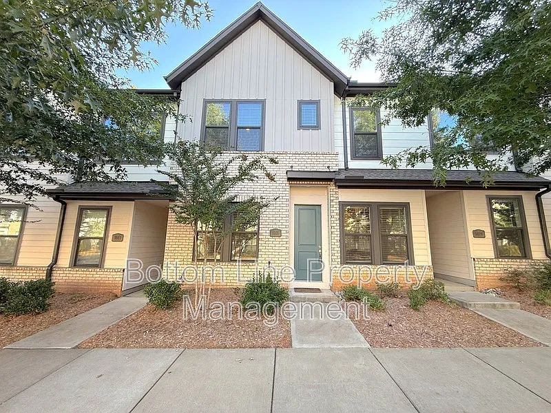 5915 Ardrey Kell Rd