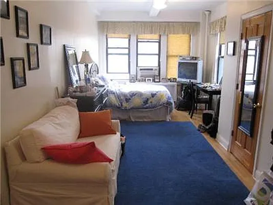 Rented by AJ Clarke | media 3