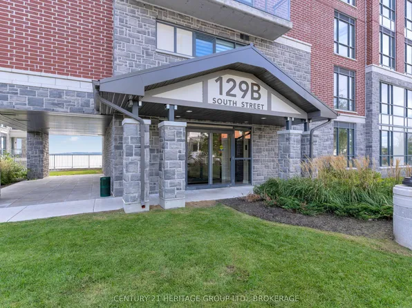 129 B South St #217, Gananoque, ON K7G 0B1