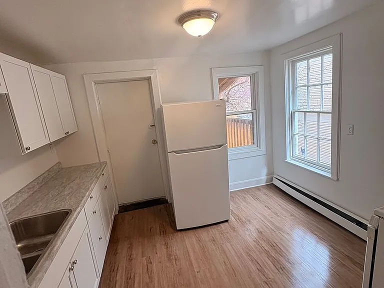 119 N Duke St #2 — Photo 3