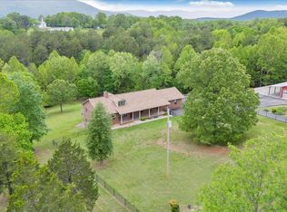 1303 Thaxton Mountain Rd, Thaxton, VA 24174