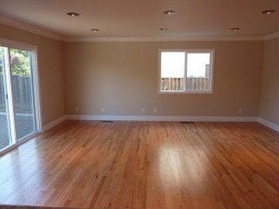 2nd image of 2920 Glen Craig Ct