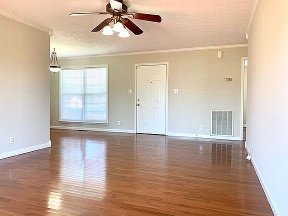 4th image of 730 Shetland Dr