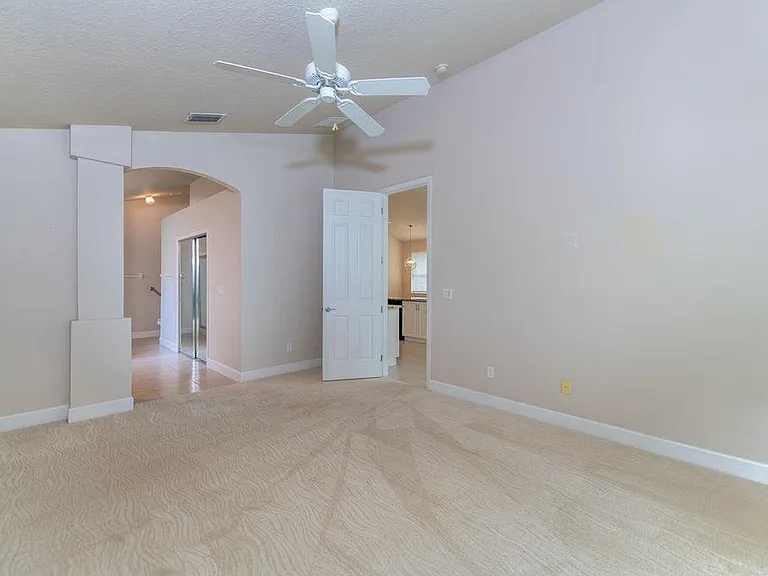 1159 Kilkenny Ln — Photo 7
