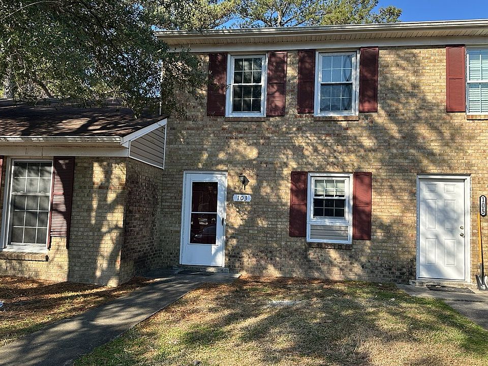1st image of 103 Palace Cir