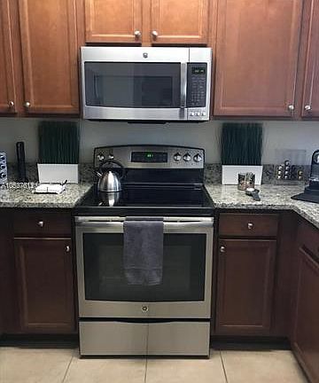 4th image of 8650 NW 97th Ave APT 215