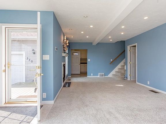 2nd image of 330 Lakeside Ave