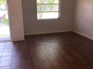 2025-2027 Eloise Cir, North Fort Myers, FL 33917