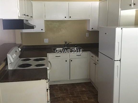 2nd image of 3355 Sylvia St APT 3