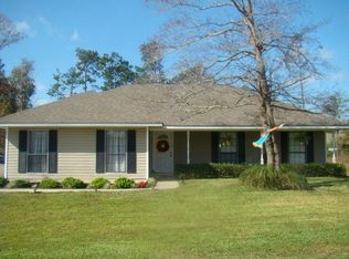 103 Summit Dr, Carriere, MS 39426