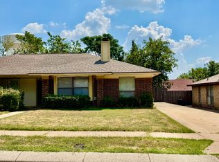 107 Glade Shadow Dr, Euless, TX 76039