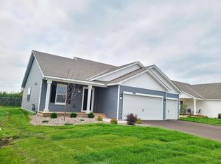 8894 Joliet Ave S, Cottage Grove, MN 55016