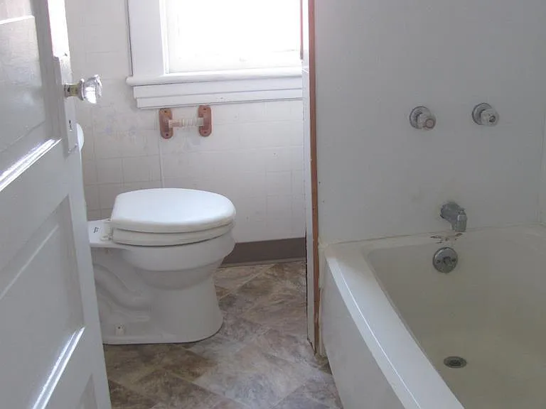 525 Vickroy Ave — Photo 5