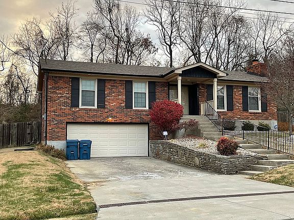 2nd image of 9106 Lyneve Dr