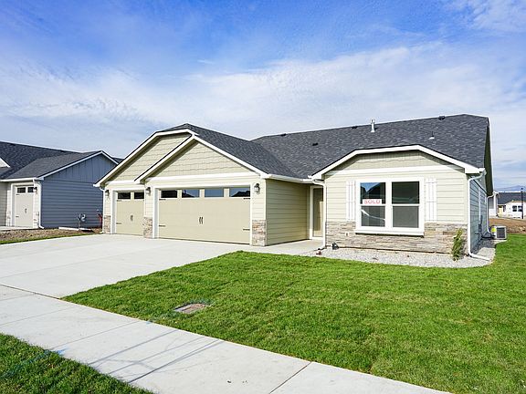 2nd image of 3774 N Peyton Ln