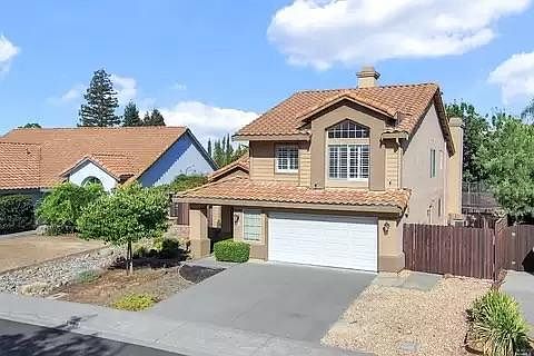 1st image of 481 Wrentham Dr