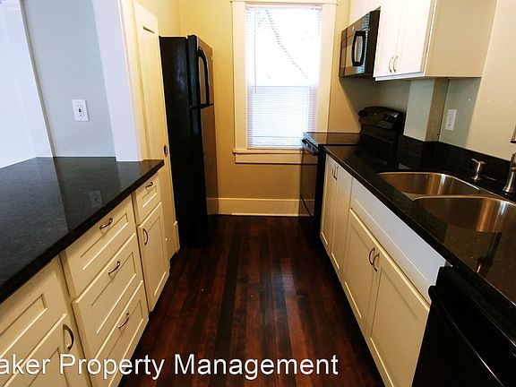 2nd image of 414 N D St APT A
