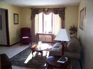 1111 Winterberry Dr, Crawfordsville, IN 47933