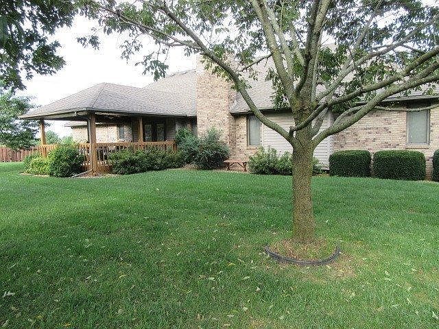 2nd image of 509 N Niangua Dr