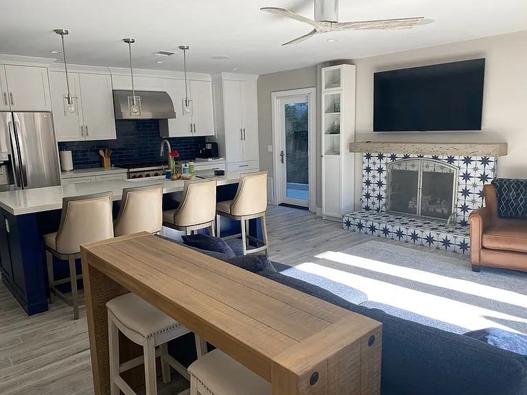 250 Avenida Monterey Gorgeous Furnished — Photo 8