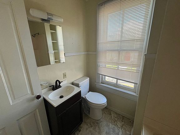 4th image of 436 N 2nd St #2