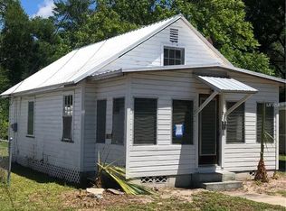 121 Kensington Ave, Deland, FL 32724
