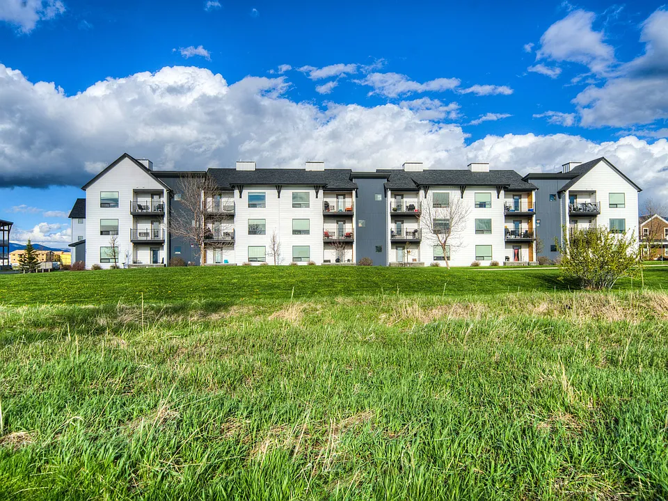 360 Enterprise Blvd #10