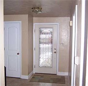 2nd image of 2028 Suzanne Dr