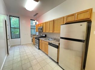 320 W 47th St APT 1W, New York, NY 10036