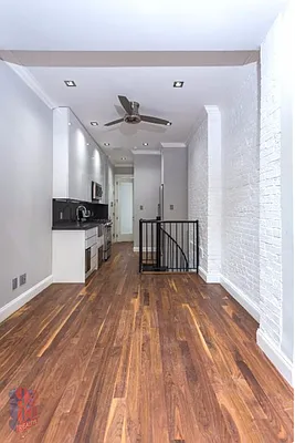 Rented by REAL New York | media 9