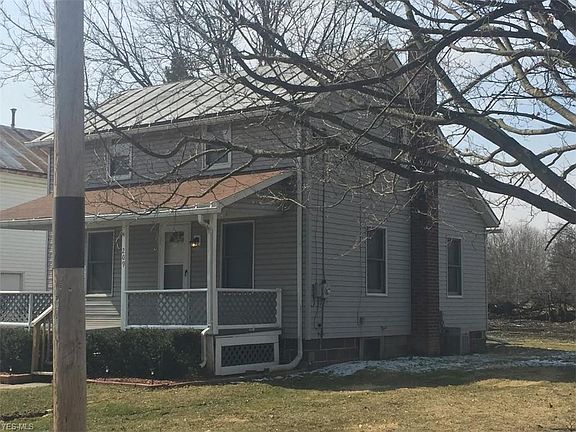 2nd image of 209 N Jackson St