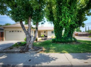 9 W Holland Ave, Clovis, CA 93612