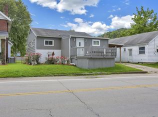 65 Falls St, Logan, OH 43138